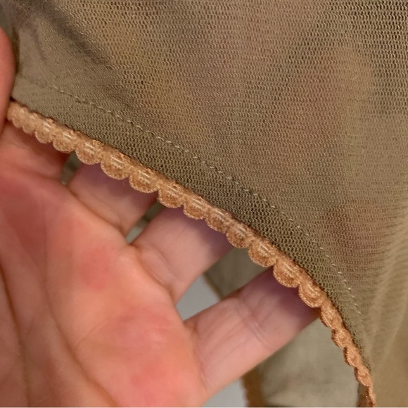 Mesh zip front body suit - Picture 3 of 10